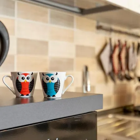 Emerald: A Due Passi Dal Mare. Alghero