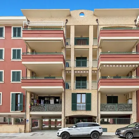 Emerald: A Due Passi Dal Mare. * Alghero