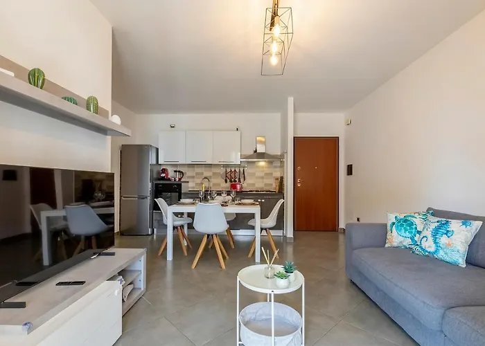 Emerald: A Due Passi Dal Mare. Apartamento