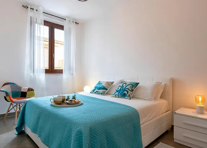 Emerald: A Due Passi Dal Mare. Apartamento *